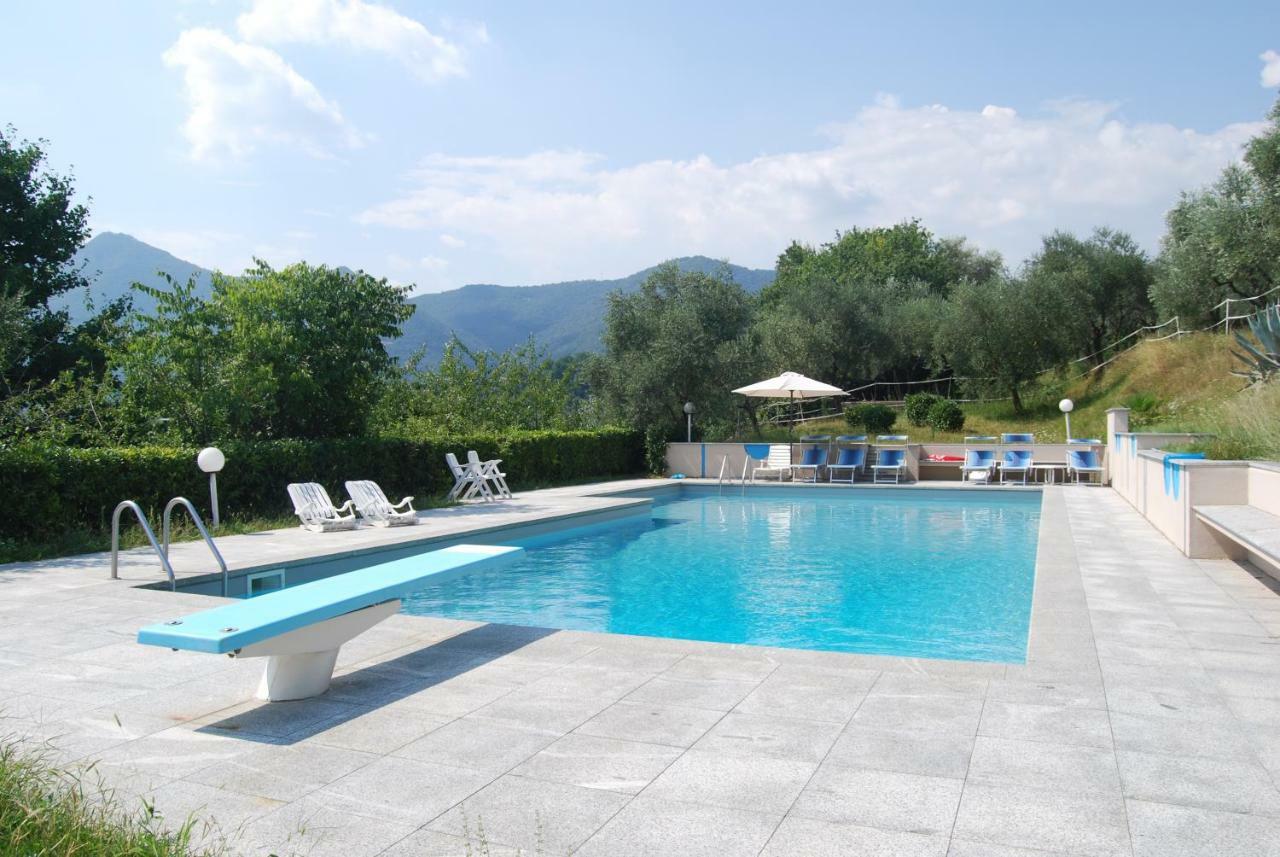 Agriturismo Cascina Bissiniga سالو المظهر الخارجي الصورة